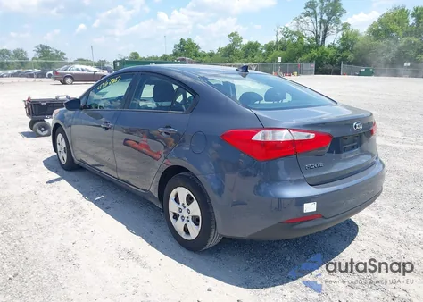 2016 Kia Forte Lx из США, поврежденный, VIN KNAFK4A6XG5554154